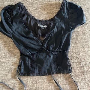 Iamgia tie back cropped top